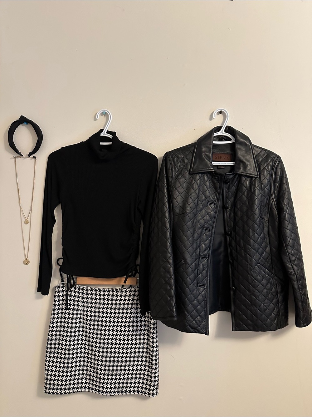 5 Piece Black & White Fall Outfit Bundle